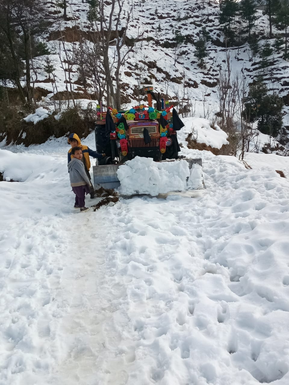Sangar Manjwanai Road