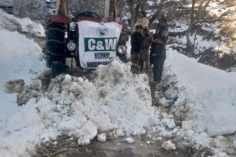 Gajee - Karshat Road.