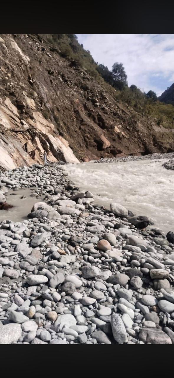 Dubair Valley Road KKH To Muj Gali