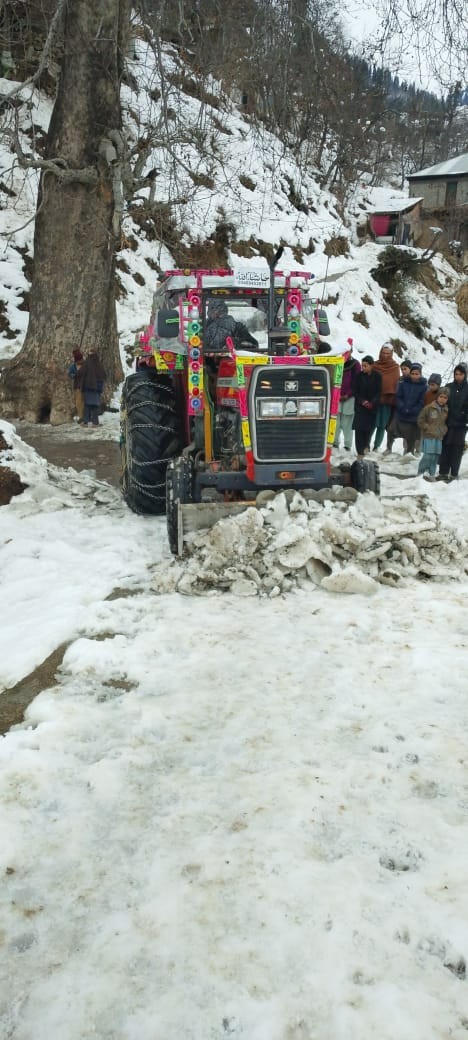 Karirona & Naro Banda Road